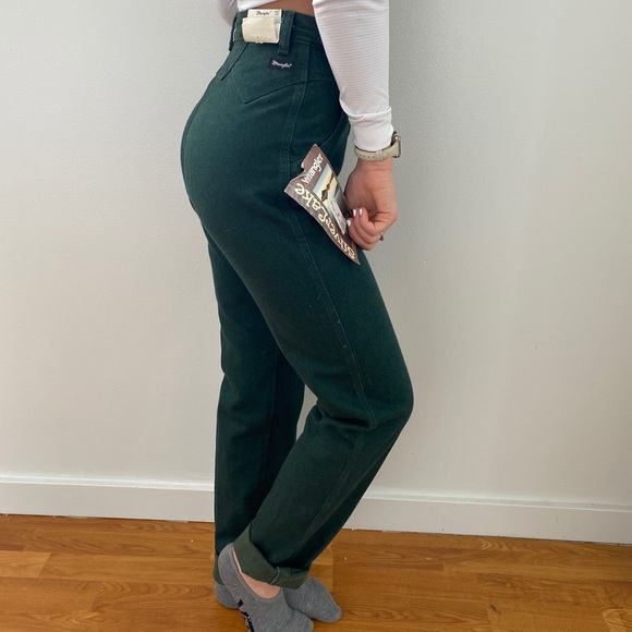 NWT Vintage Forrest Green High Waisted Wranglers - Picture 5 of 5